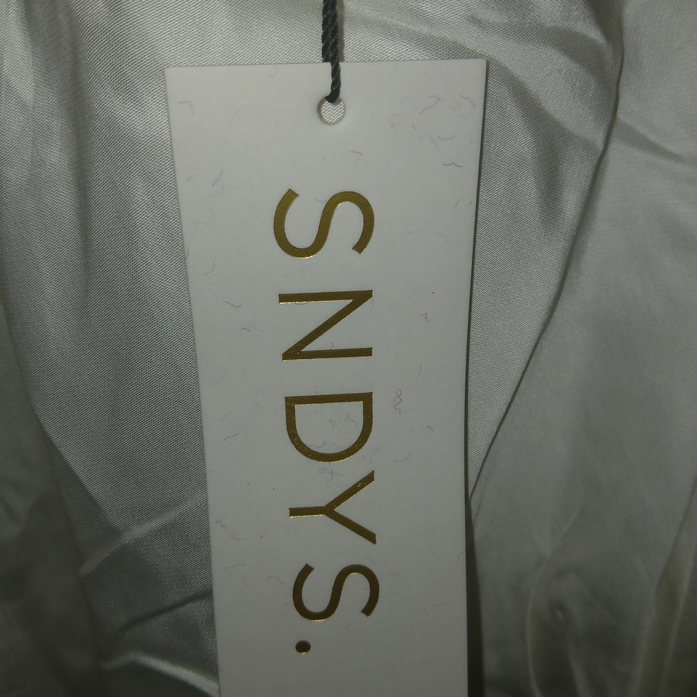 Chic Backless White Dress - Picture 2 of 7